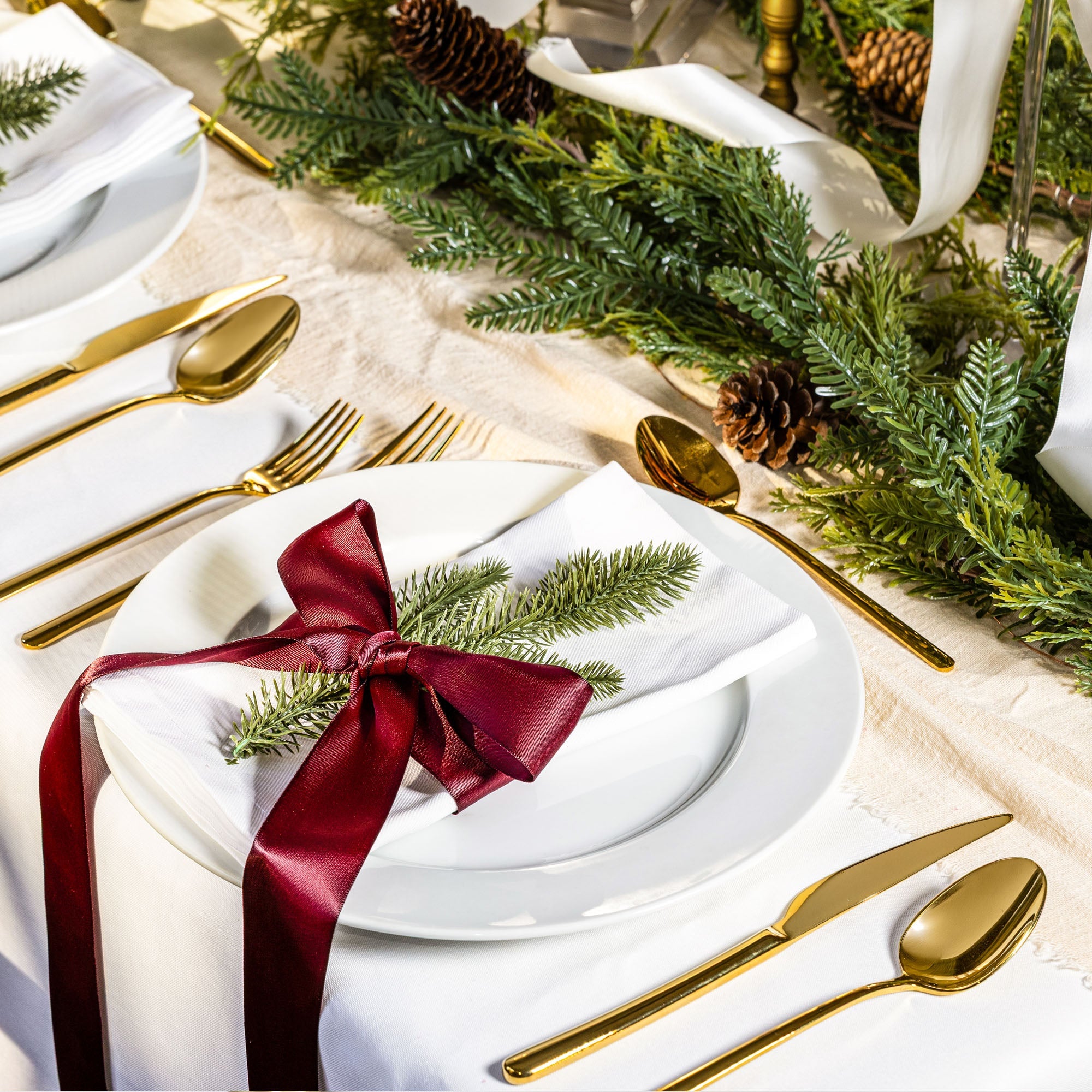 Emilia 20-Piece Flatware Set